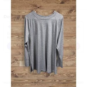 Men's Gray Long Sleeve Tee